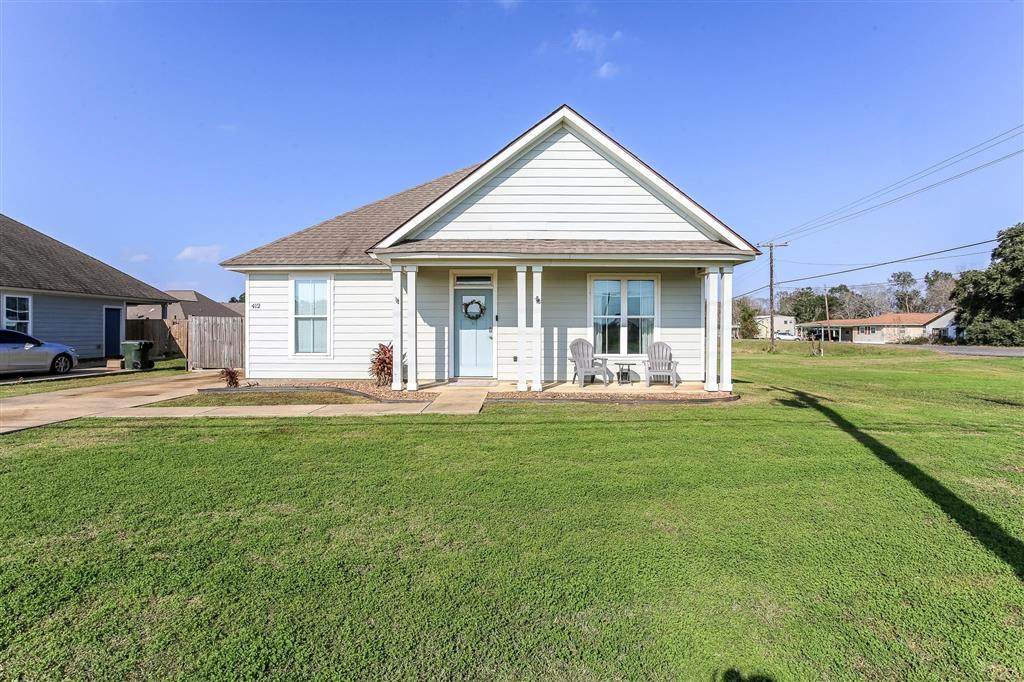 412 Derouen Street - Photo 1