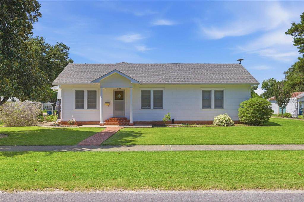602 Third Street - Photo 1
