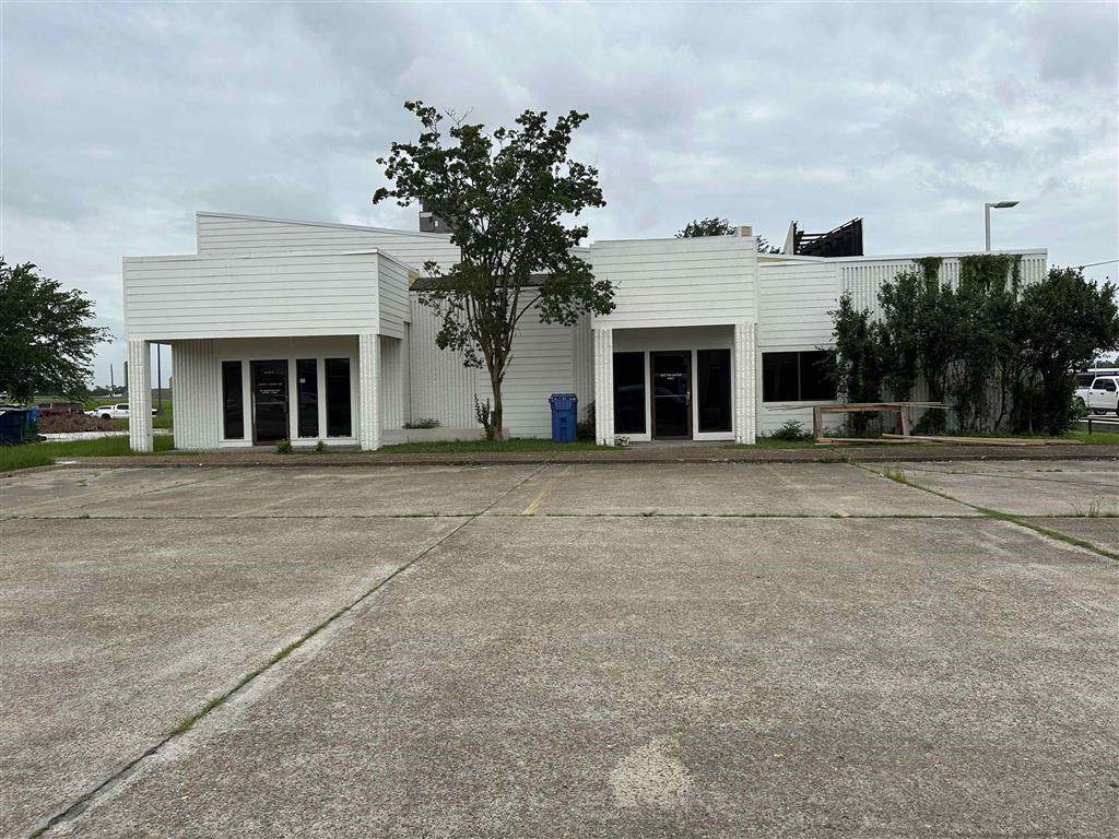 1528 Prien Lake Road - Photo 1
