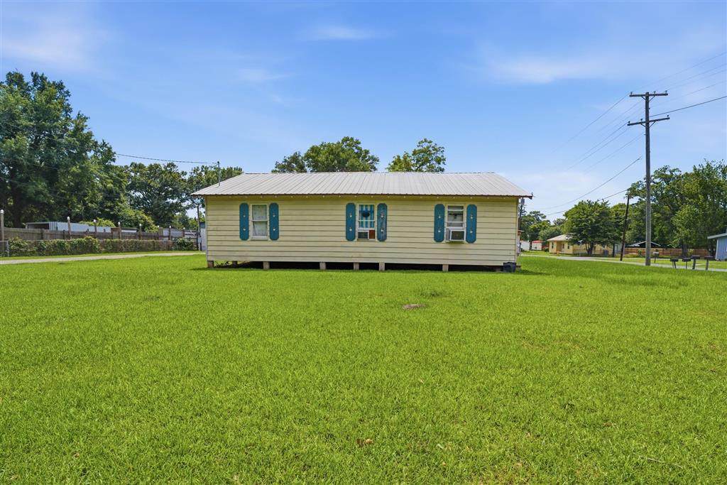 701 Fairchild Street - Photo 1