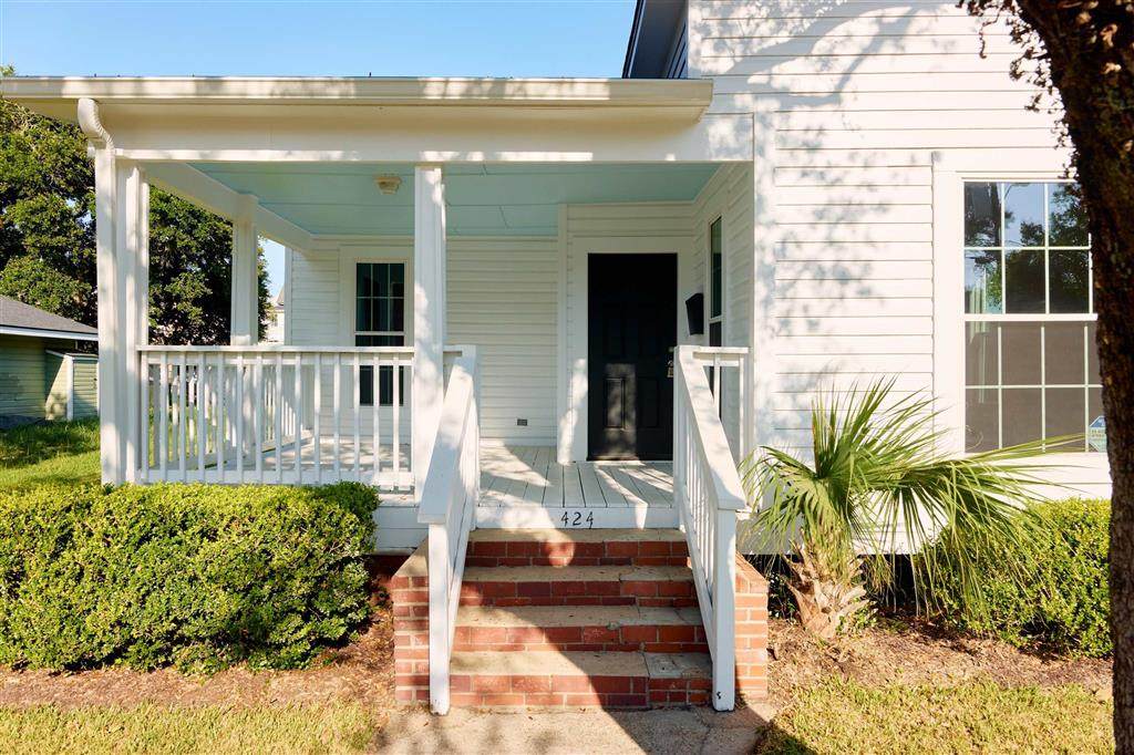 424 Hodges Street - Photo 1