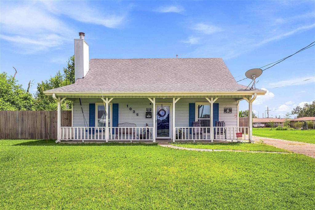 1035 Shady Lane - Photo 1