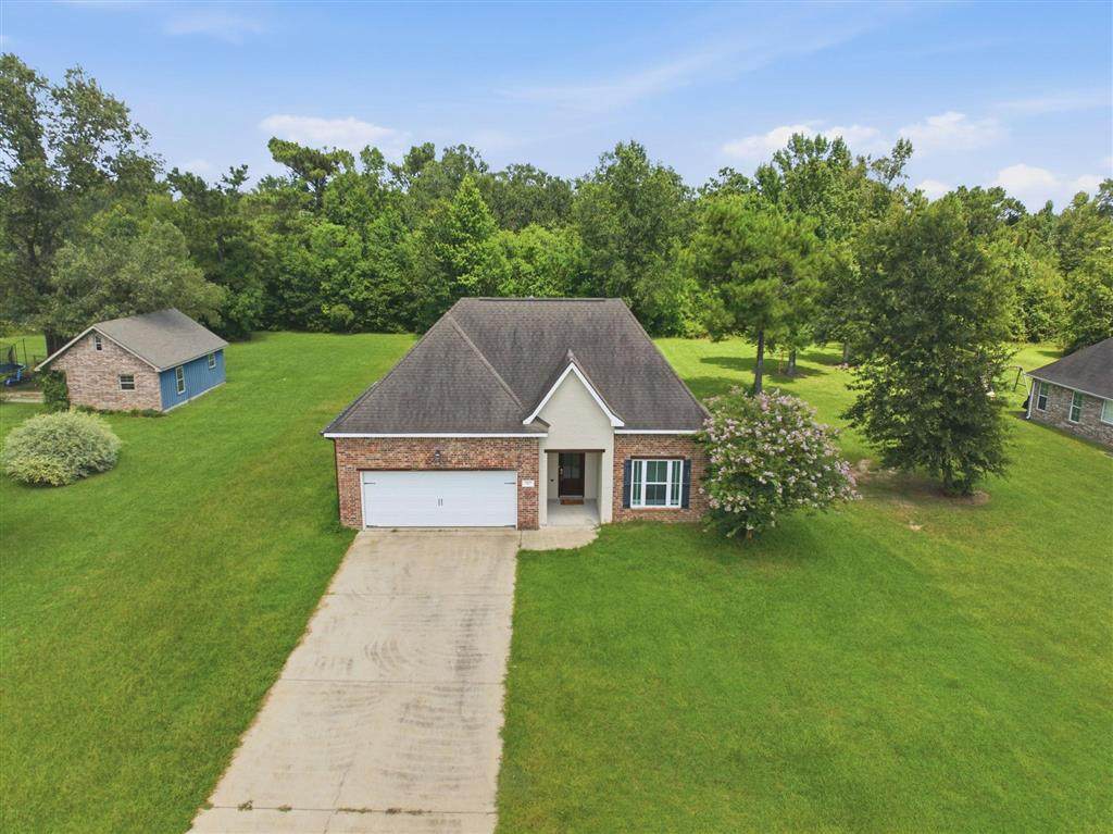 132 Ridgeway Drive - Photo 1
