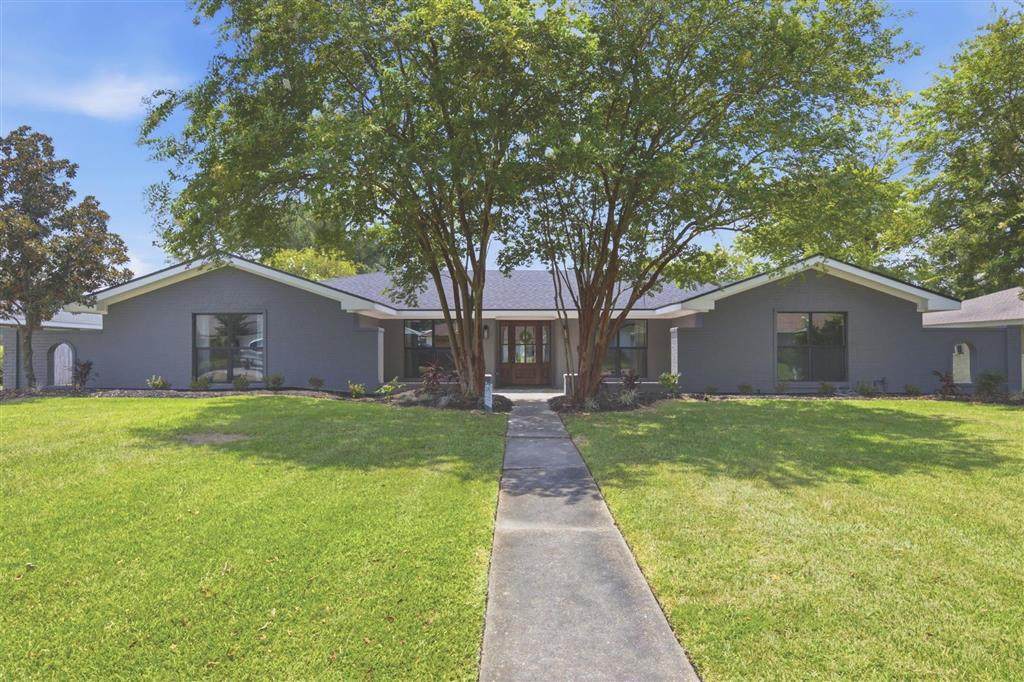 215 Orchard - Photo 1