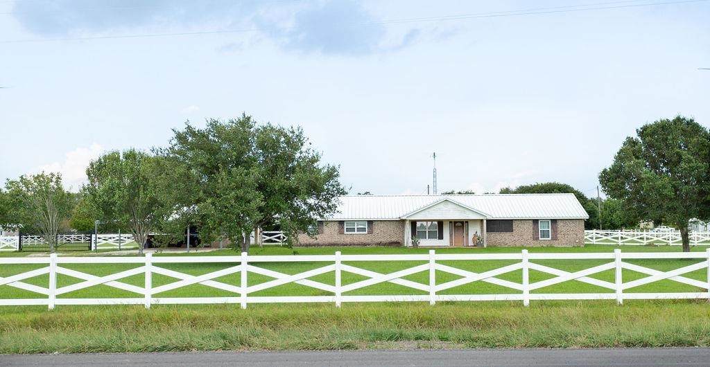 6104 Hwy 26 - Photo 1