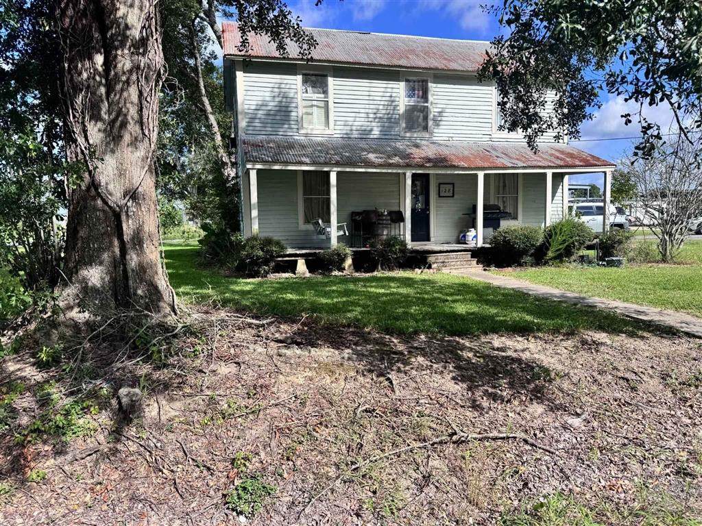 128 3rd Street - Photo 1