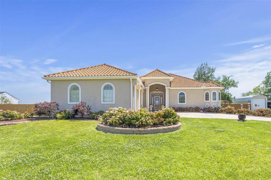 1174 Pom Roy Road - Photo 1