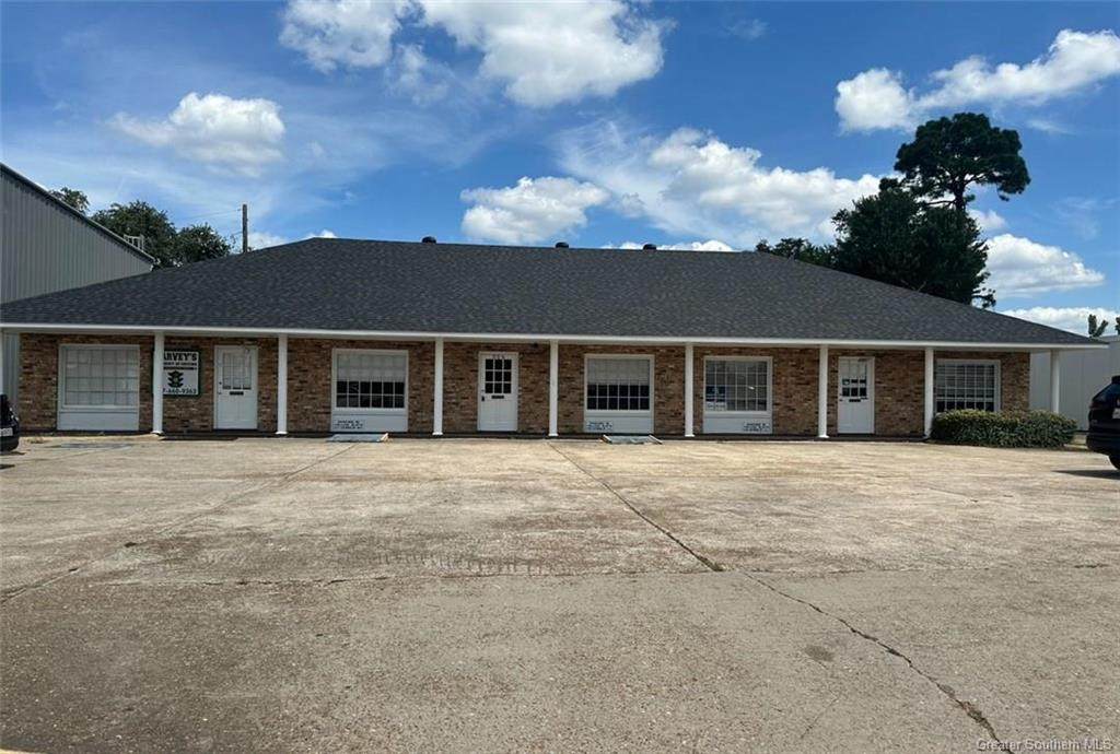 226 Prien Lake Road - Photo 1