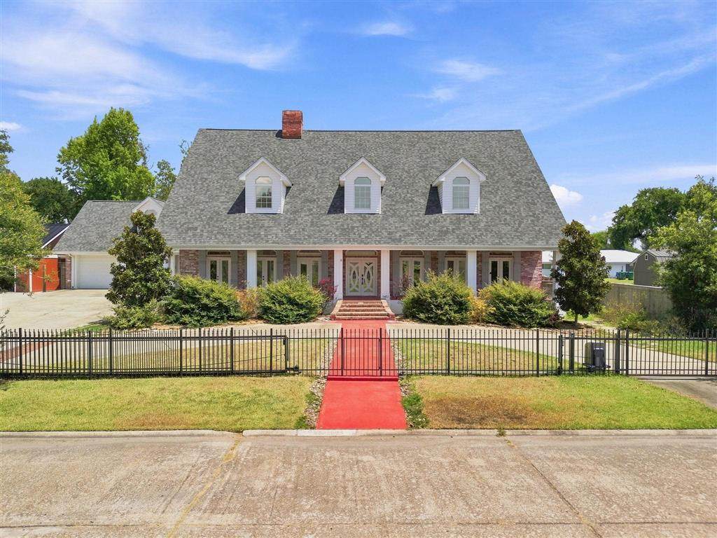 1603 Rose Lane - Photo 1