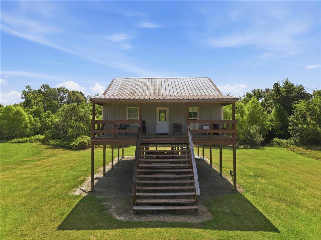 526 Old Ferry Road - Photo 1