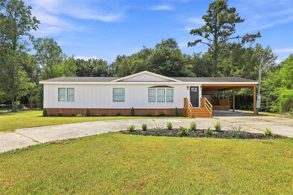 2212 Greenlawn Street - Photo 1