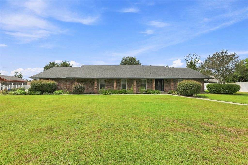 309 Davis Drive - Photo 1