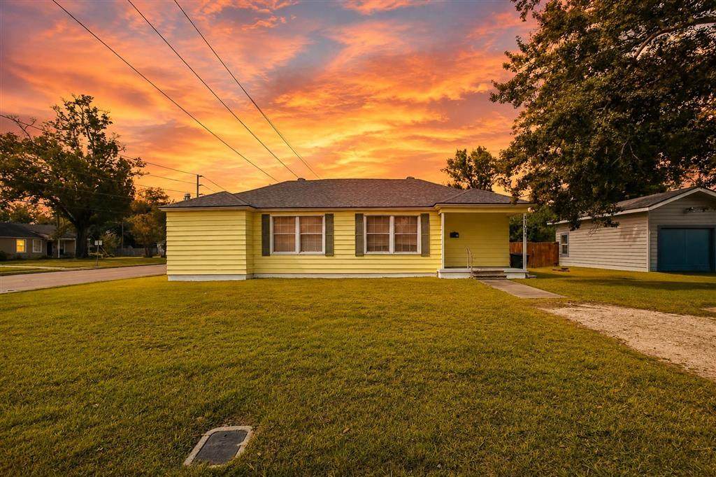 1101 Virginia Street - Photo 1