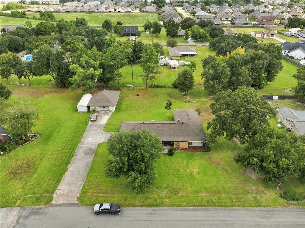 1142 Tamela Drive - Photo 1