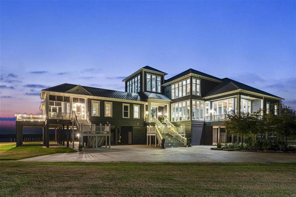 128 Seagull Lane - Photo 1