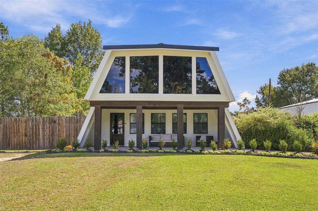 620 Donna Drive - Photo 1