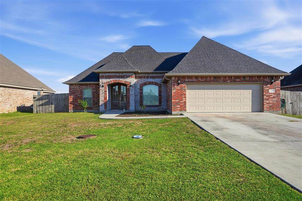 632 Woodland Street - Photo 1