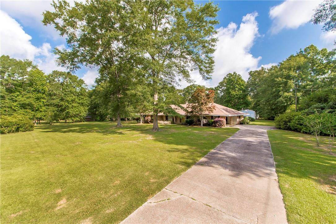 296 Oak Road - Photo 1