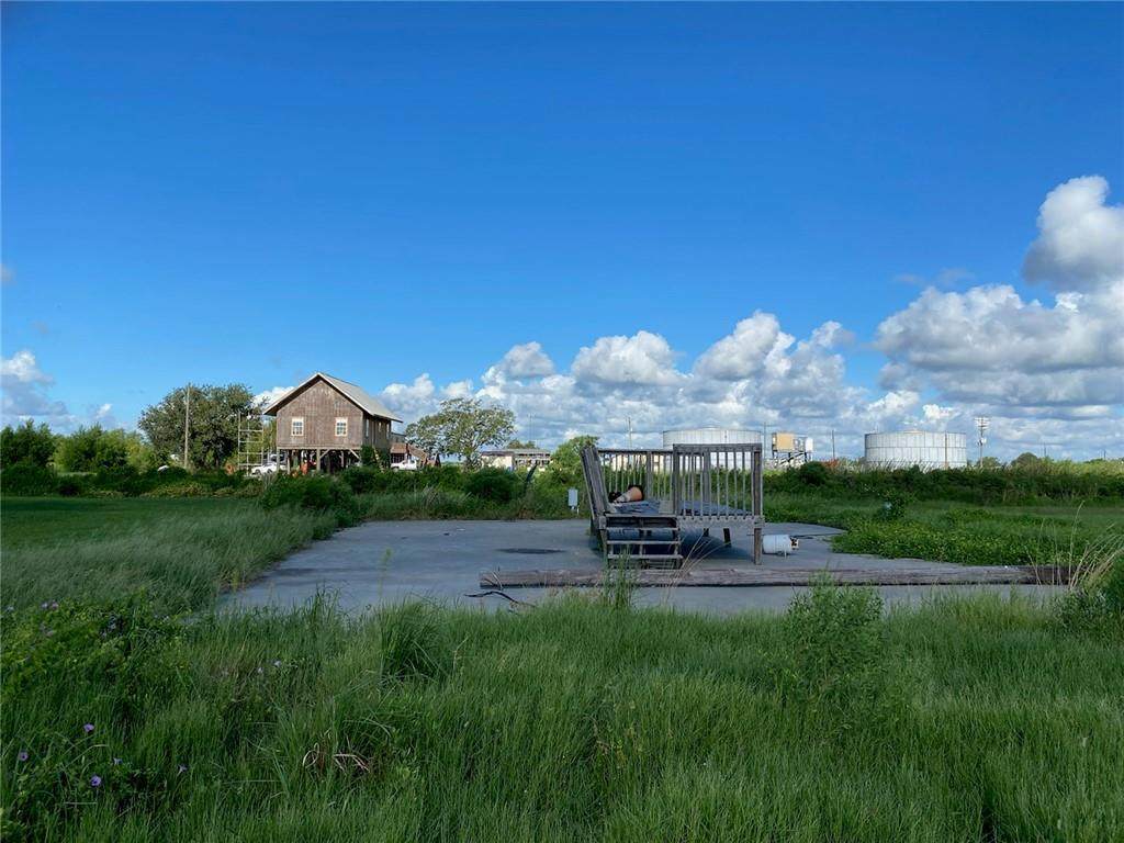 165 Middle Ridge Road - Photo 1