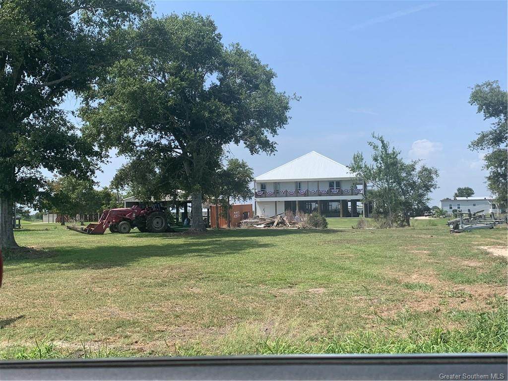 1 Lake Breeze Road - Photo 1