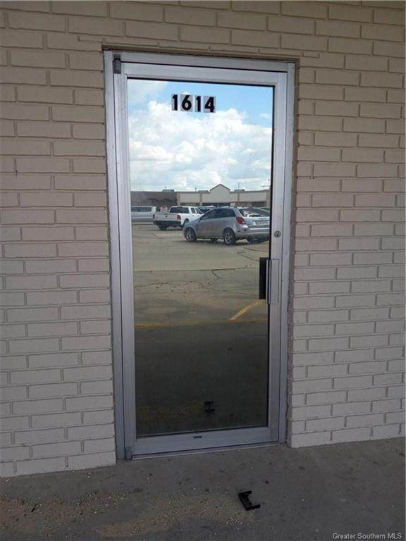 1614 Ruth St - Photo 1