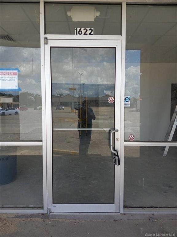 1622 Ruth St - Photo 1