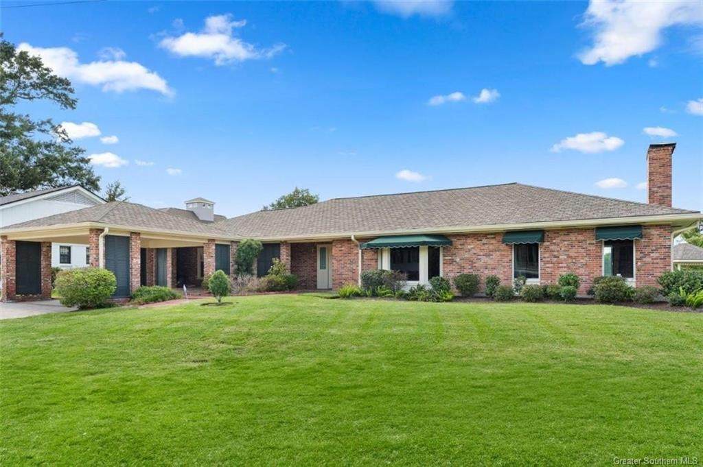 200 Griffith Street - Photo 1