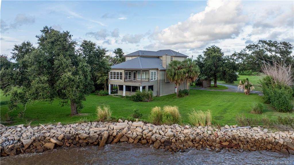 3631 Manning Road - Photo 1