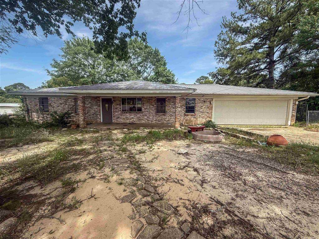 4549 Main Street - Photo 1