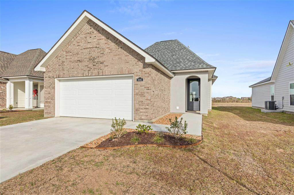 3061 Southern Trace Drive - Photo 1