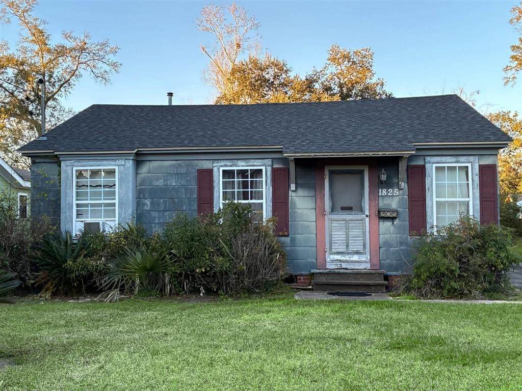 1825 7th Street - Photo 1