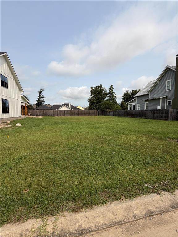 2126 Saint Patrick Avenue - Photo 1