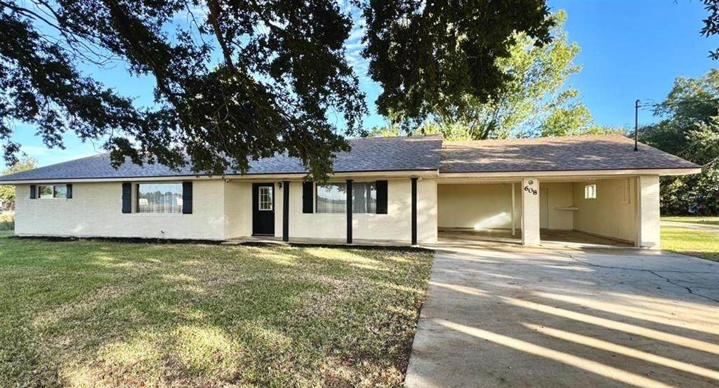 608 Miller Avenue - Photo 1