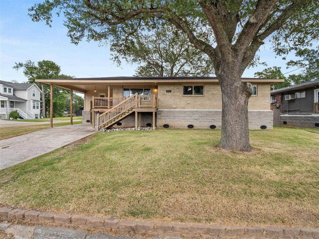 4315 Pleasant Dr. - Photo 1