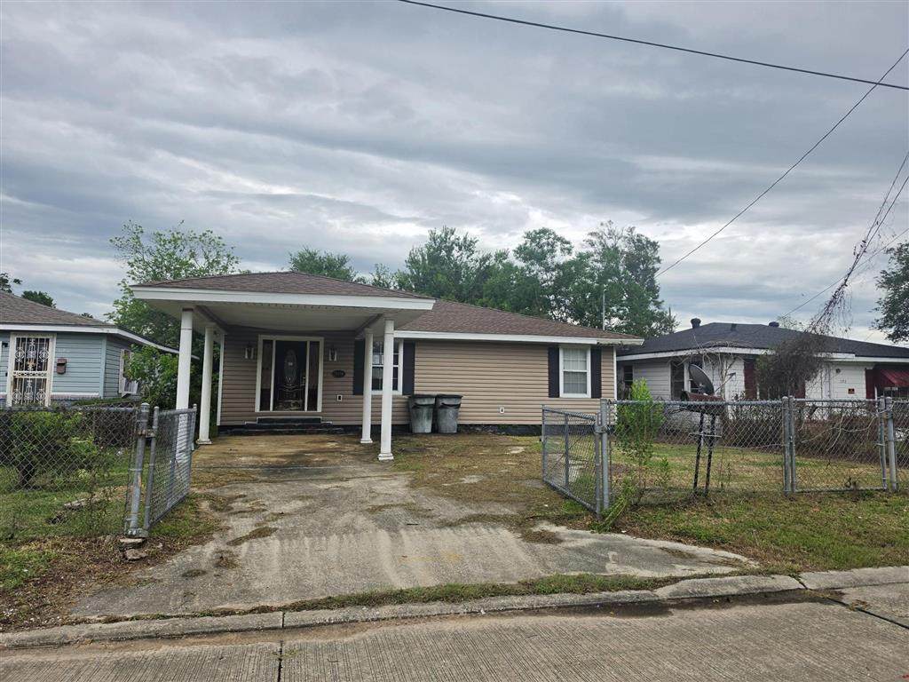 1104 Sally Mae Street - Photo 1