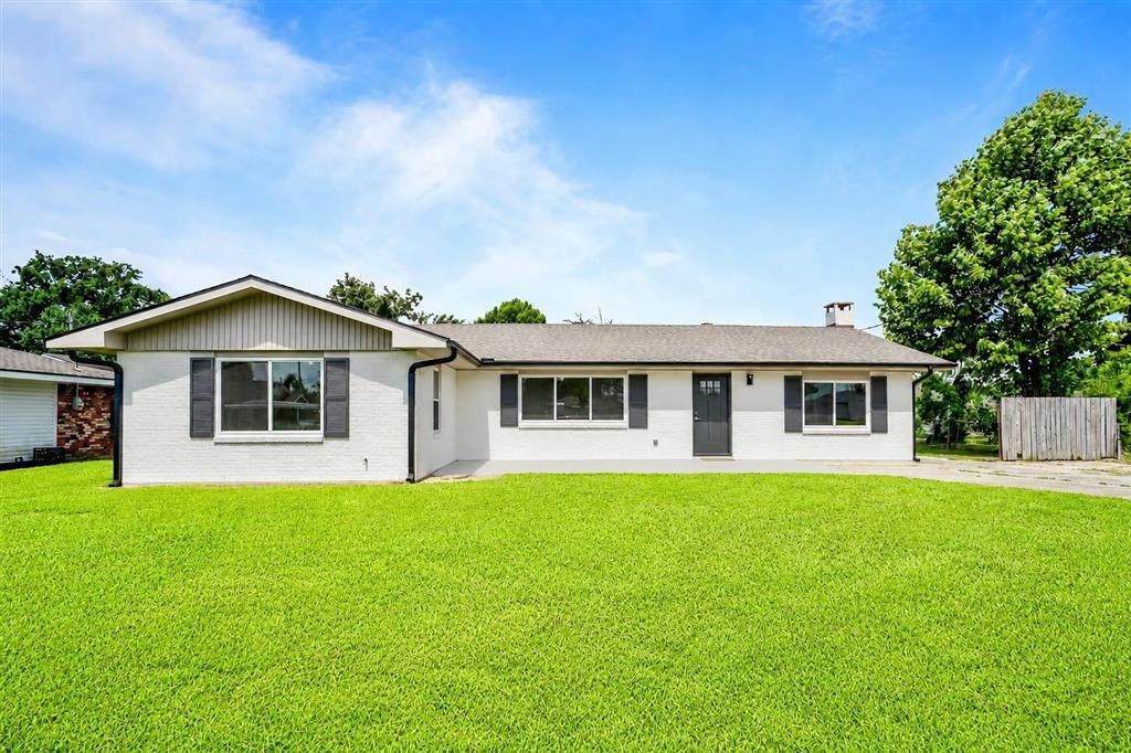 1221 Matilda St Street - Photo 1