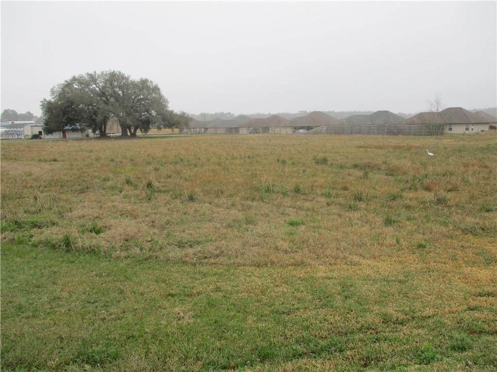 Beglis Parkway - Photo 1