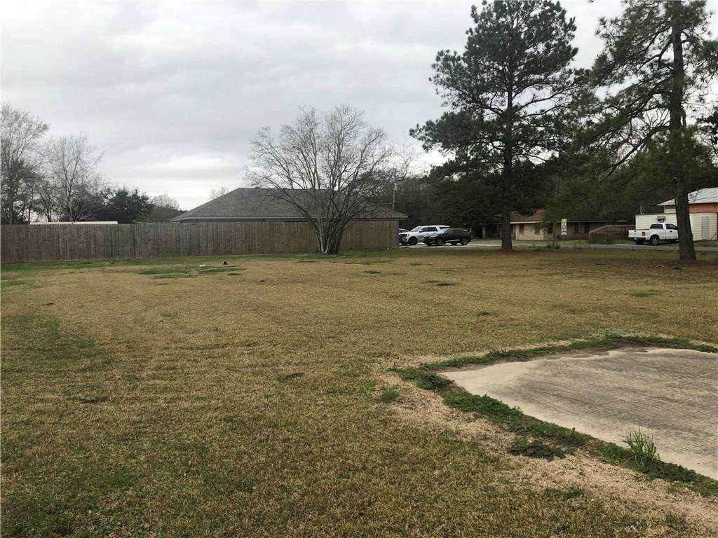 5728 Common Street - Photo 1