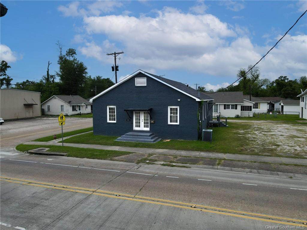 2712 Kirkman Street - Photo 1