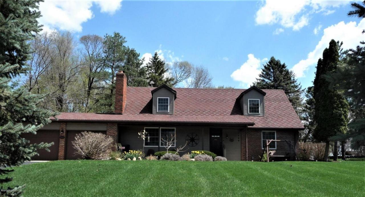 5075 Lake Drive - Photo 1