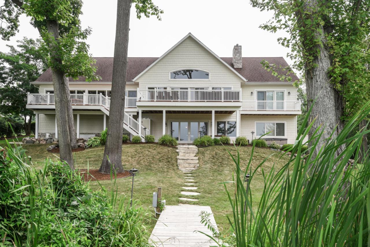 7151 Beechwood Point - Photo 1