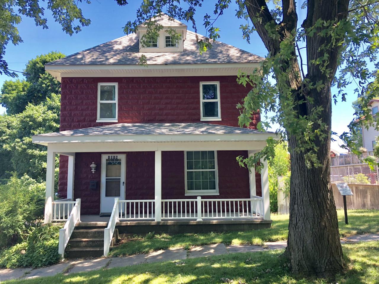 1019 High Street - Photo 1