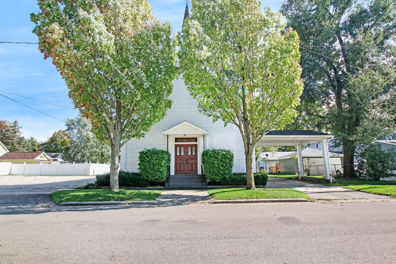 334 Pine Street - Photo 1