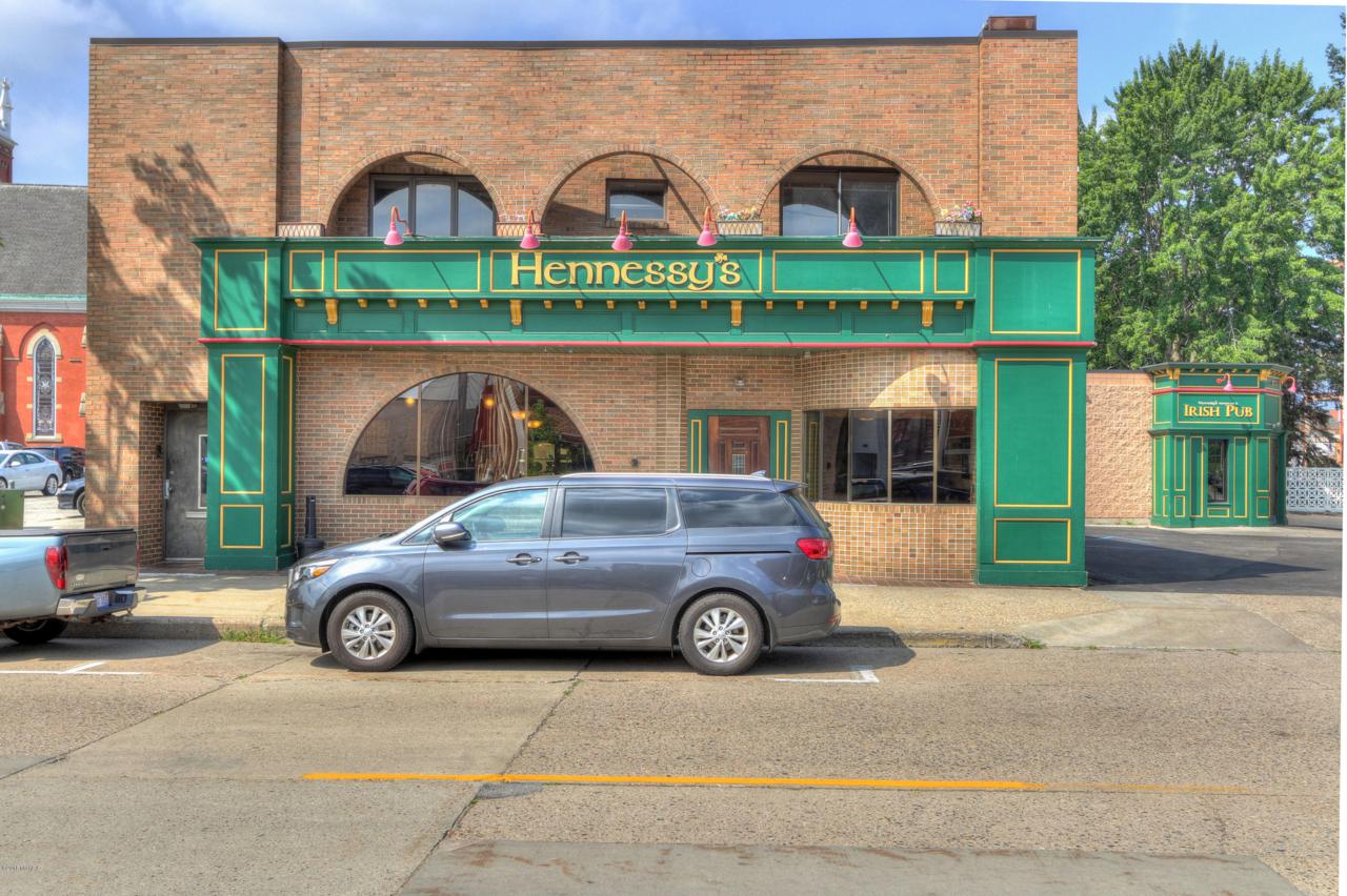 885 Jefferson Street - Photo 1