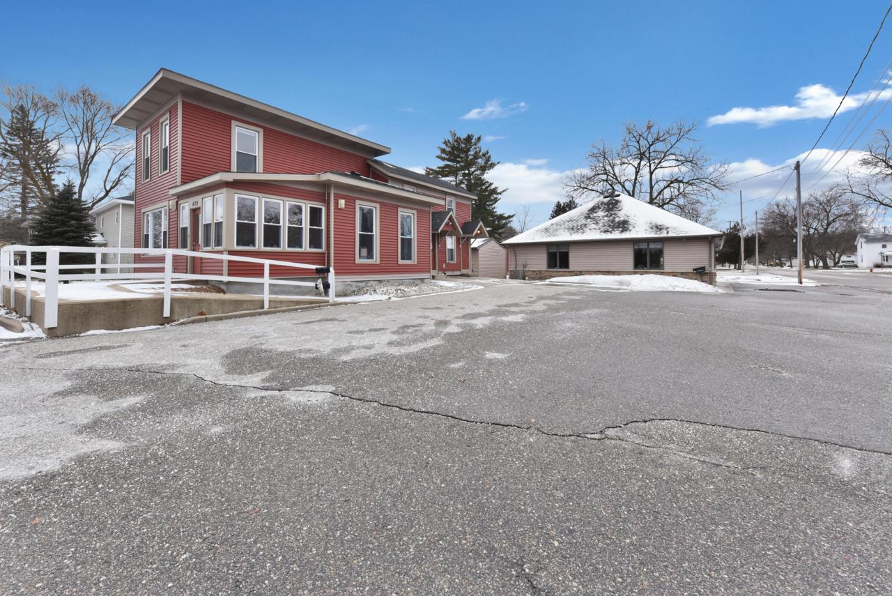 105 Bellevue Street - Photo 1