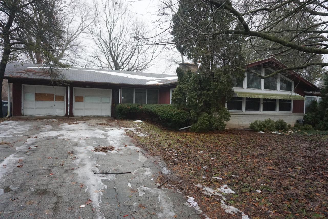 2611 Fairgrove Street - Photo 1