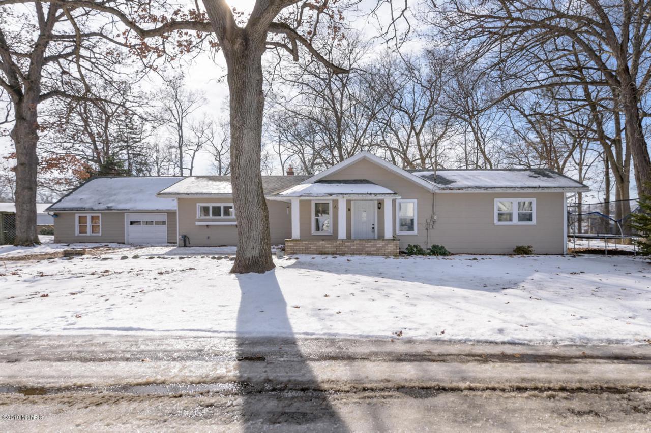 1400 Midland Drive - Photo 1