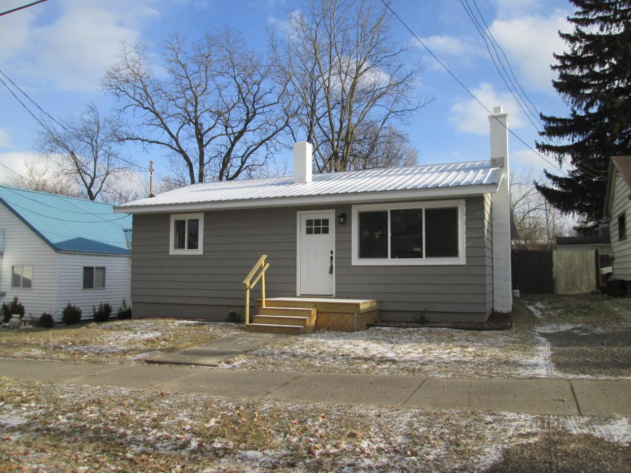 214 Eagle Street - Photo 1