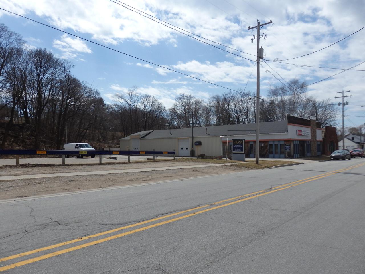 443 Water Street - Photo 1