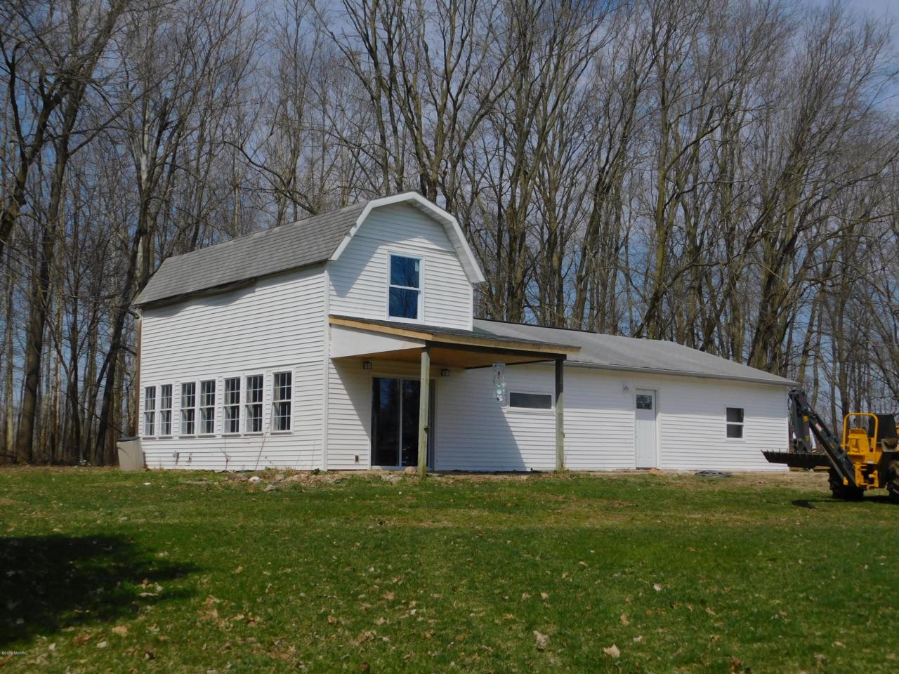 996 Anthony Drive - Photo 1
